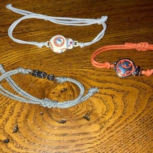 HP🎊🎊Three Star Wars bracelets BB8